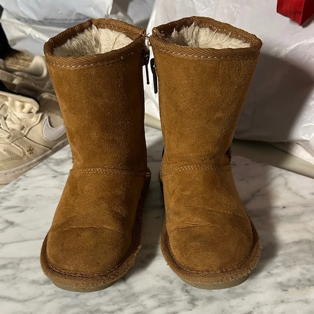 Harper Canyon Kids Brown Suede Fleece-Lined Boots